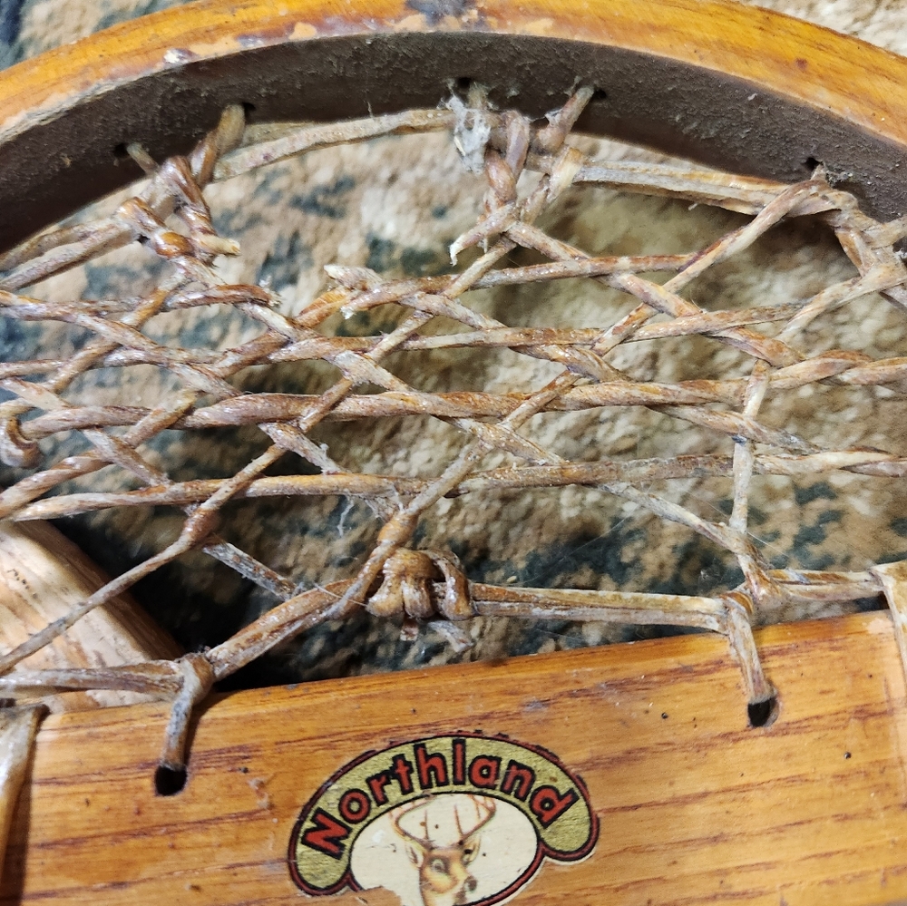 Vintage 1945 snowshoe - Picture 6 of 7